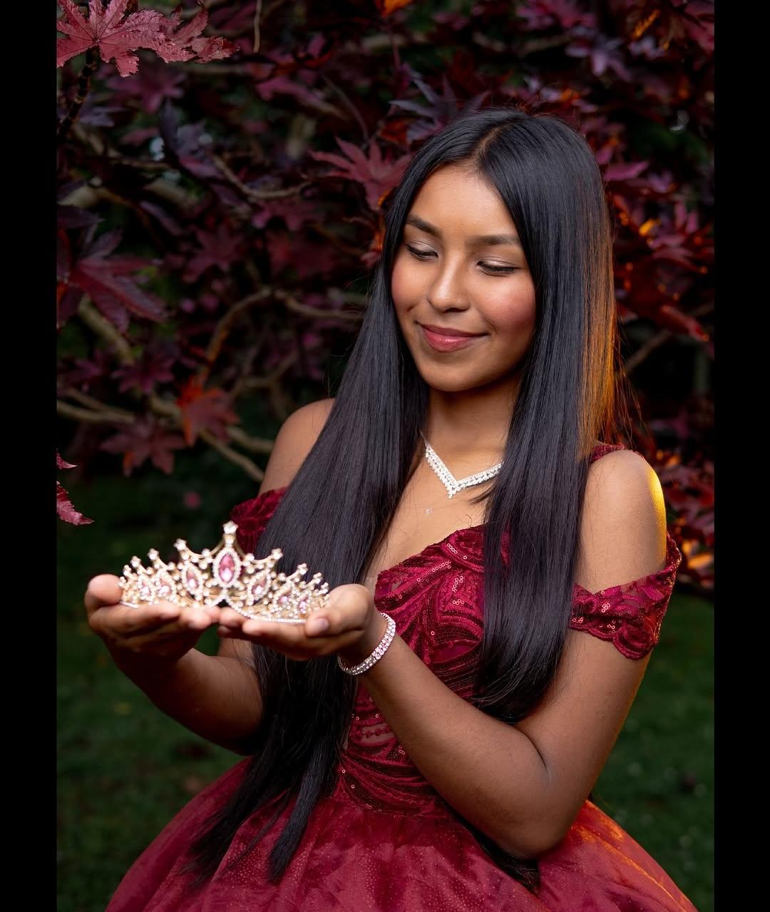 Quince Años Rojas